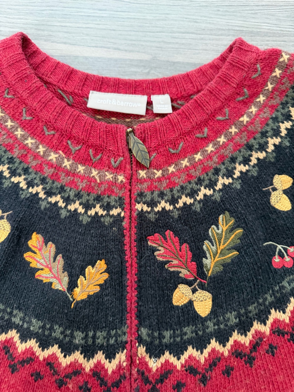 croft & barrow Medium Red Zip-Front Autumn Fall Sweater Cardigan with Leaves - Picture 3 of 5
